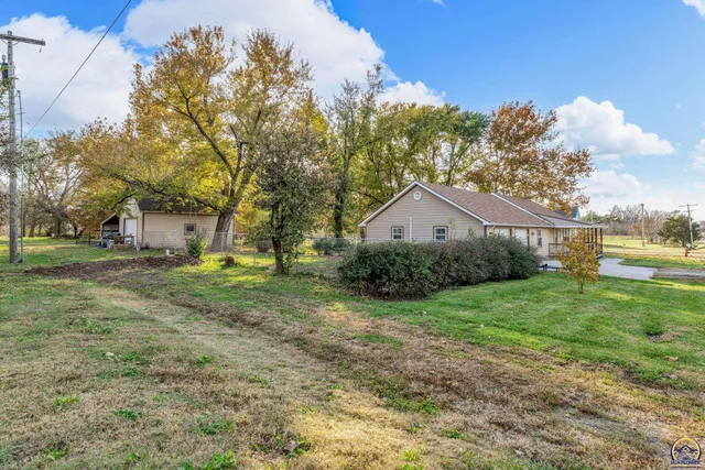 $239,900 | 620 108 Road, Delia, KS 66418