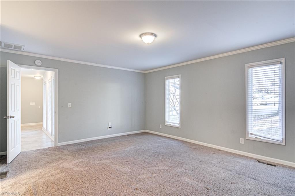 5101 Tower Road Greensboro, NC 27410 - Photo 19 of 36