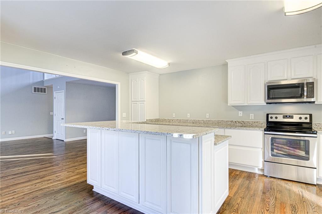 5101 Tower Road Greensboro, NC 27410 - Photo 5 of 36