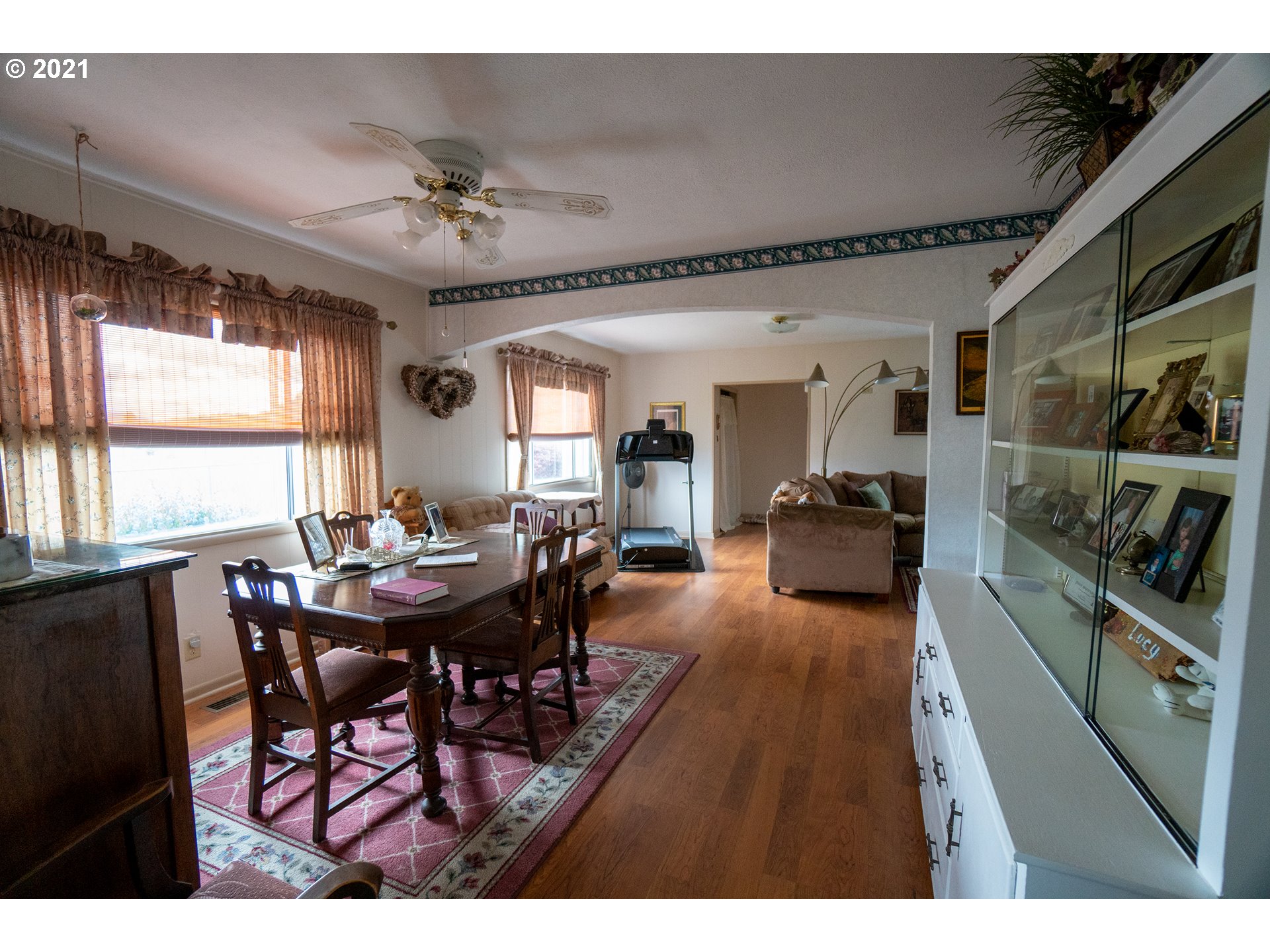9040 Fort Hill Road Willamina, OR 97396 - Photo 16 of 27 a view of a dining room with furniture and a large window
