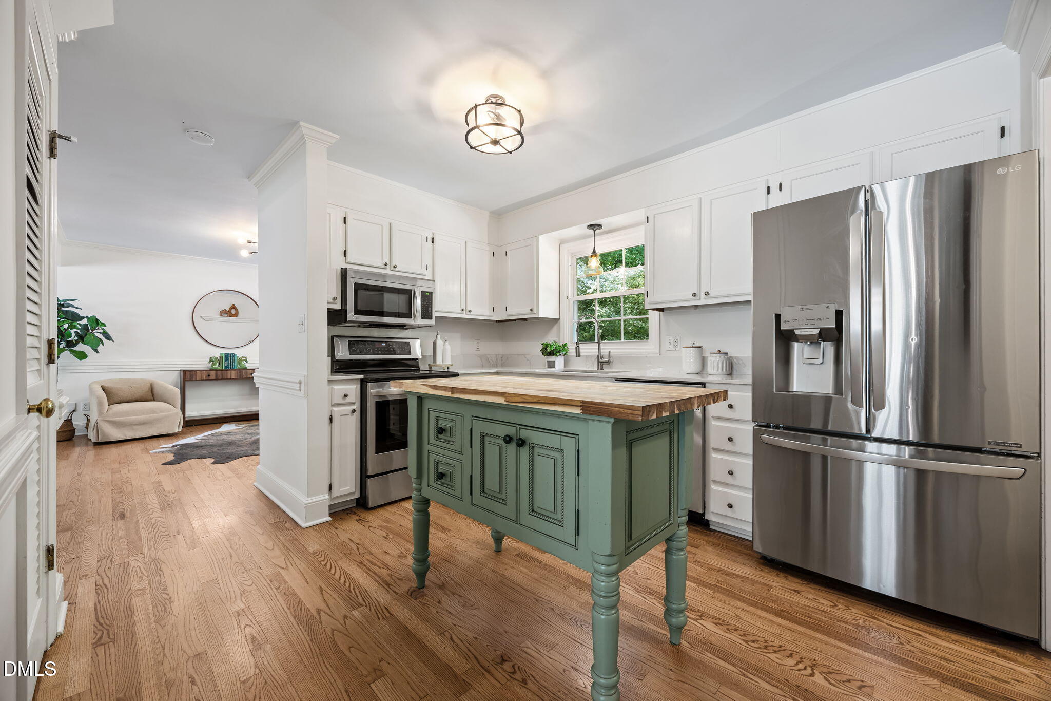 2929 Legging Lane Raleigh, NC 27615 - Photo 6 of 41 25-web-or-mls-IMG_4180