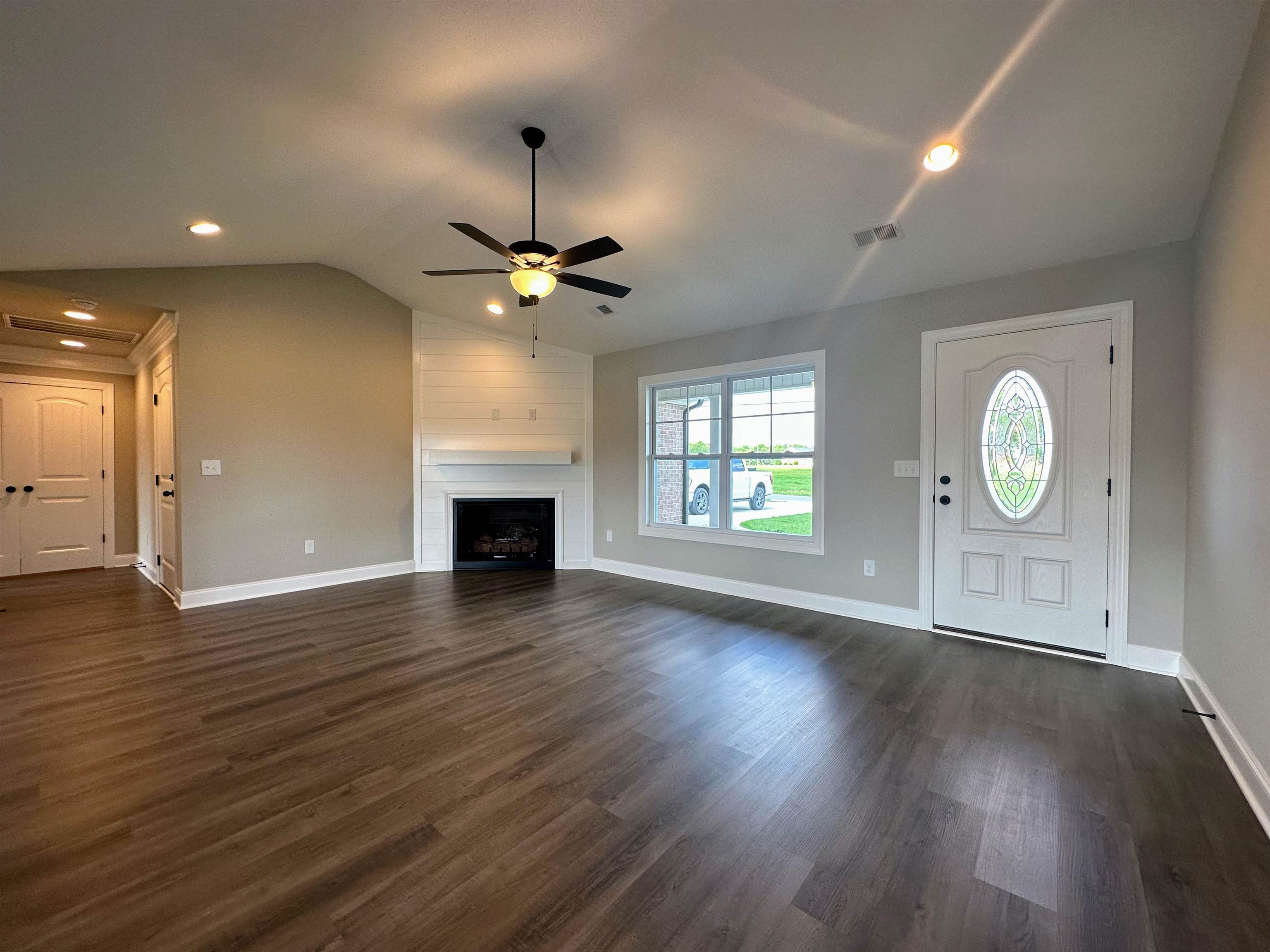 439 Cherokee Creek Road Gaffney, SC 29341 - Photo 3 of 19