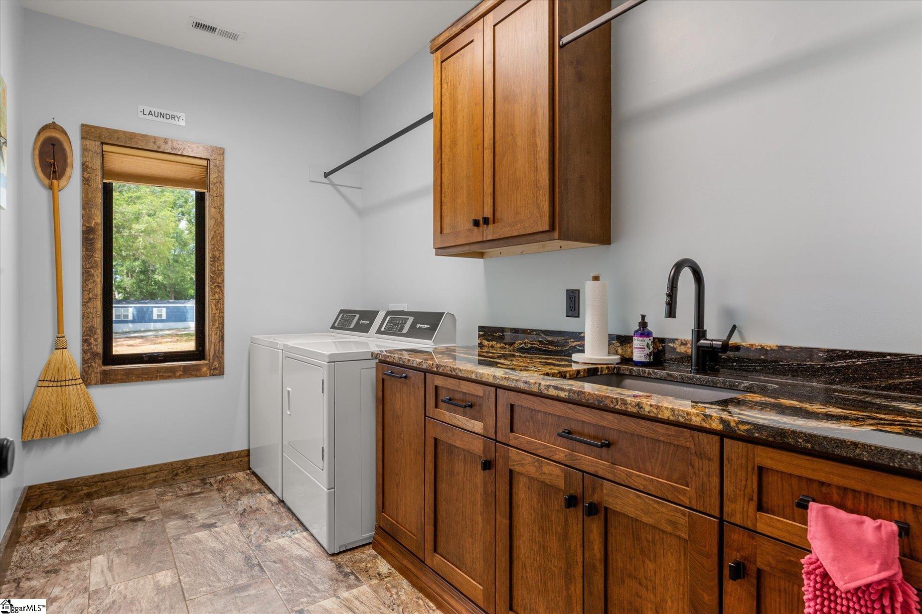 210 Berry Road Pelzer, SC 29669 - Photo 6 of 25