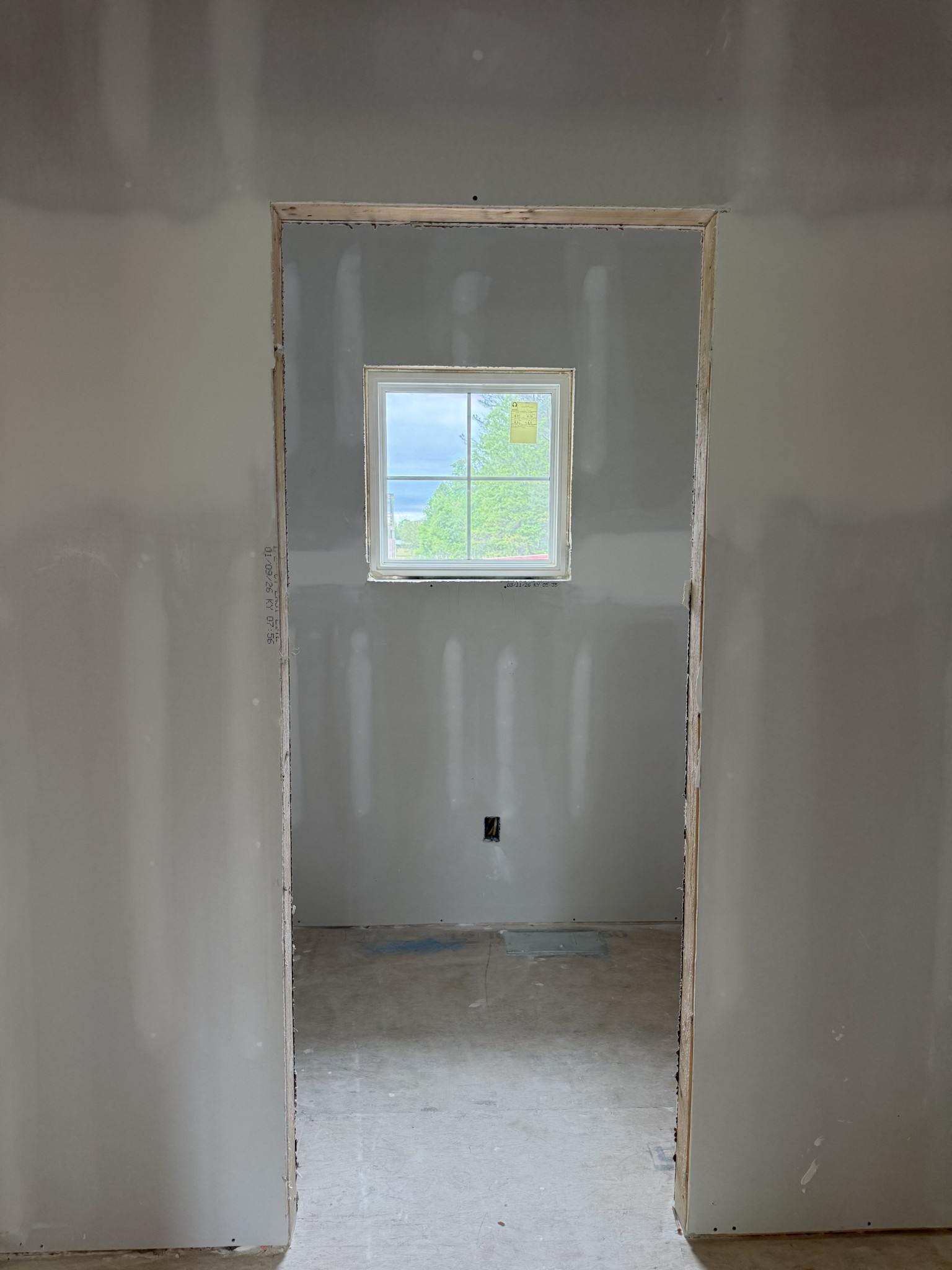8680 Middle Lick Creek Road Lyles, TN 37098 - Photo 8 of 38 a view of an empty room