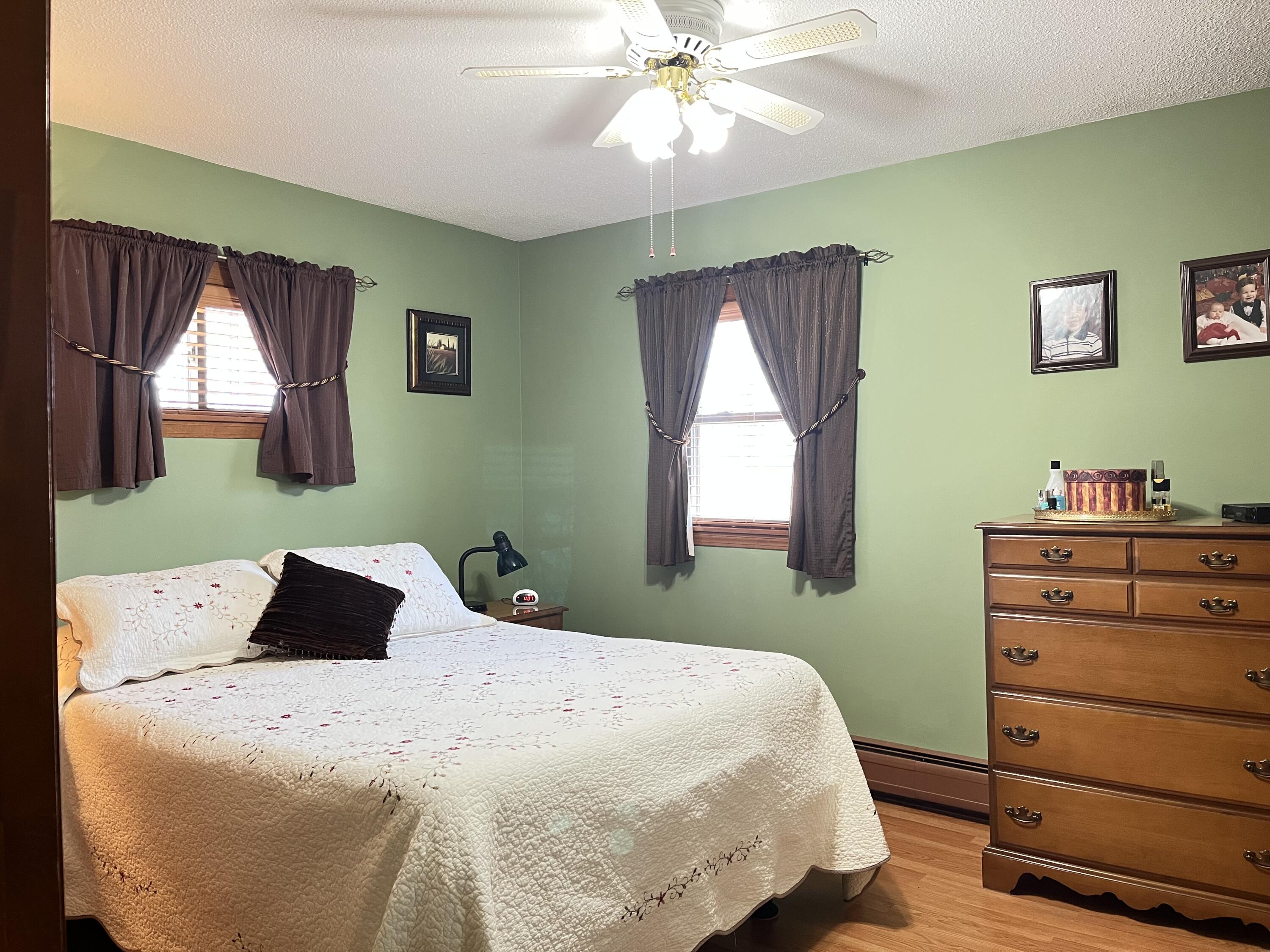 27 Garcelon Street Lewiston, ME 04240 - Photo 12 of 27 IMG_3933