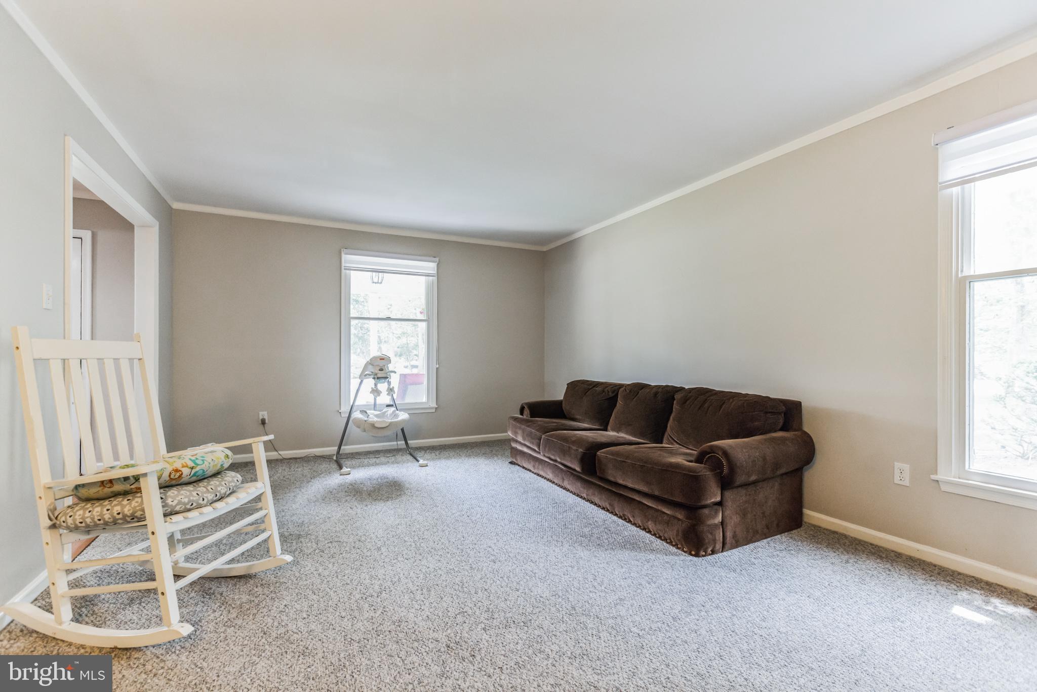 114 Strawberry Drive Shamong, NJ 08088 - Photo 10 of 30 Living Room