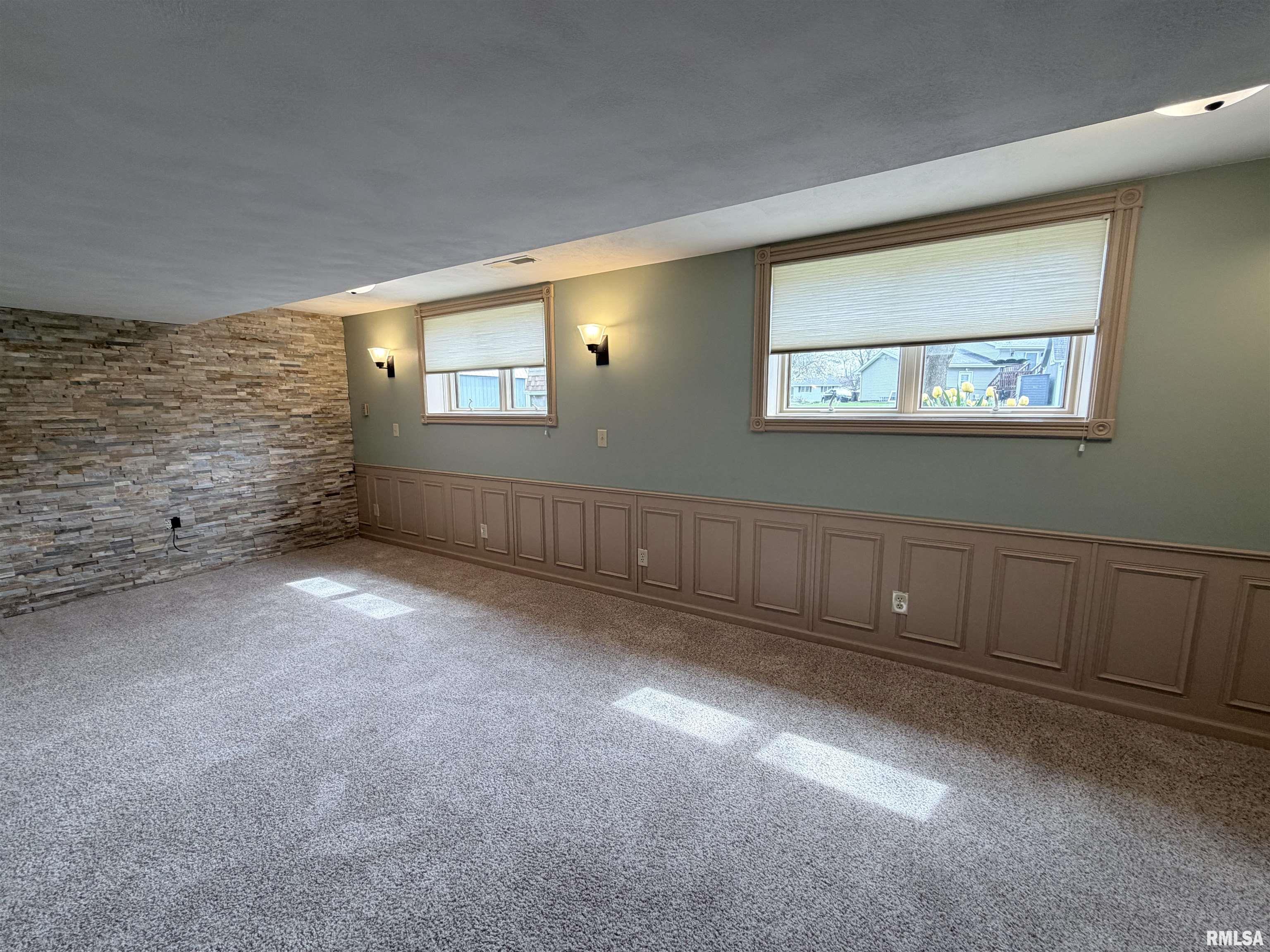 1202 Arthur Lane Metamora, IL 61548 - Photo 25 of 66