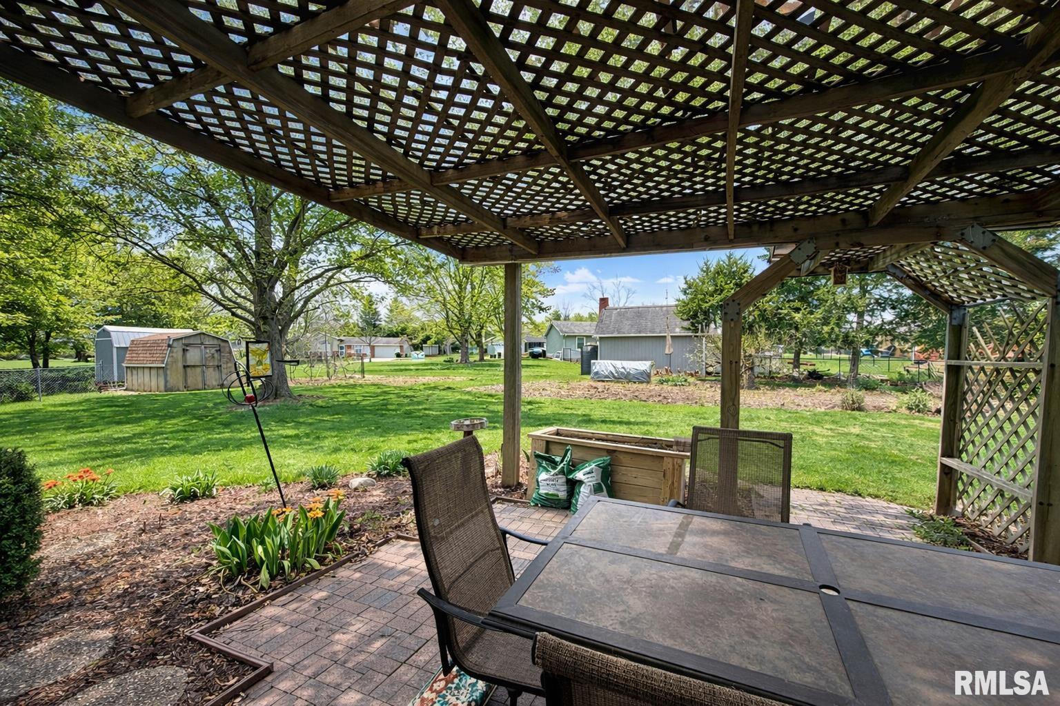 1202 Arthur Lane Metamora, IL 61548 - Photo 6 of 66