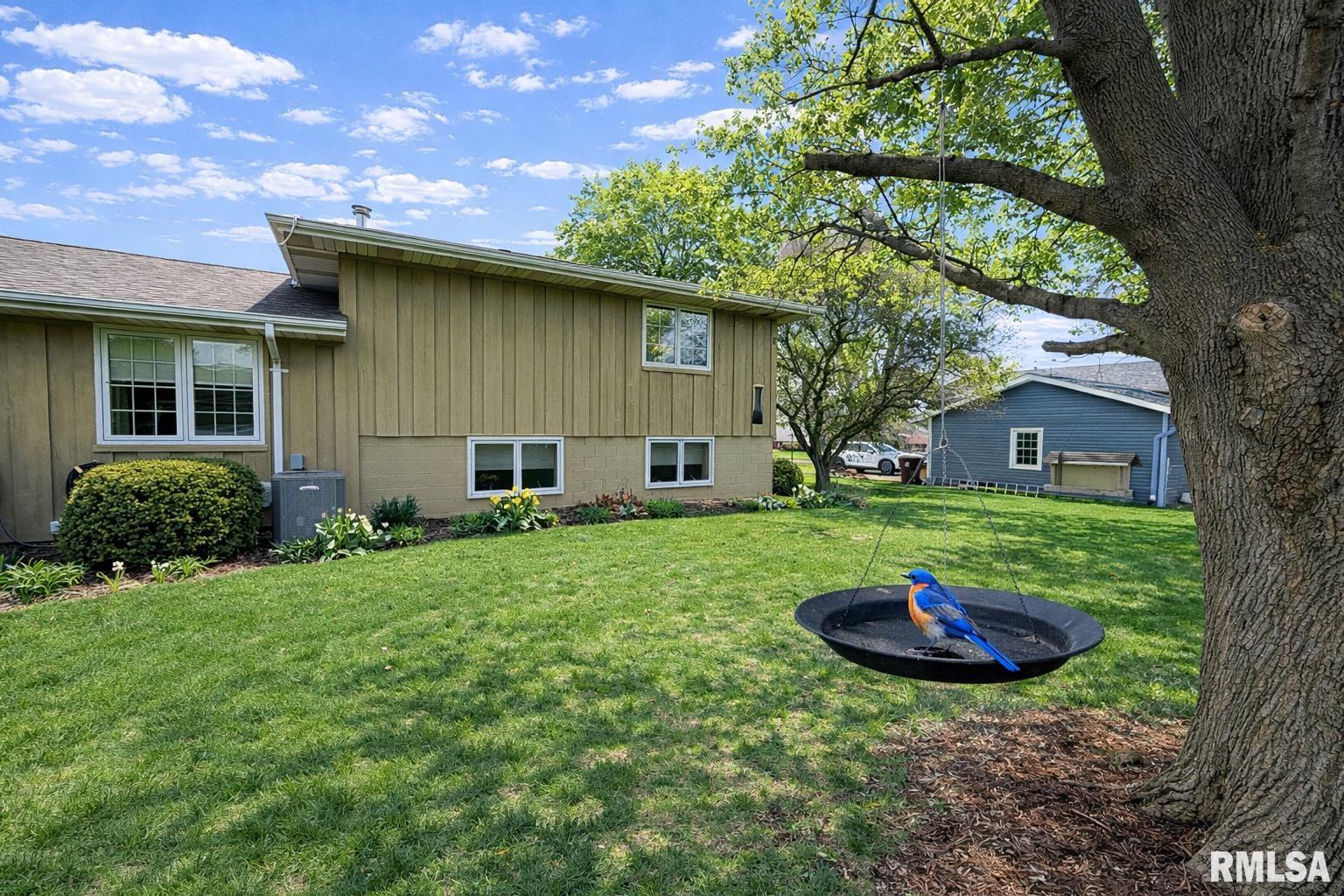 1202 Arthur Lane Metamora, IL 61548 - Photo 9 of 66