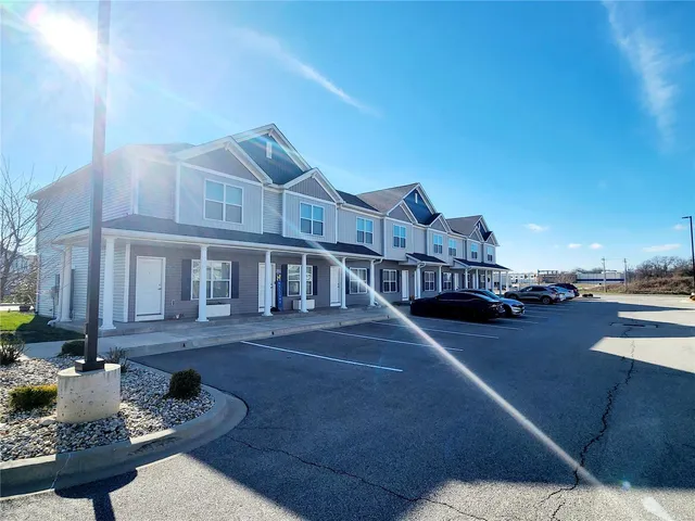 $2,050 | 8400 Allied Way, Unit A, O'Fallon, IL 62269