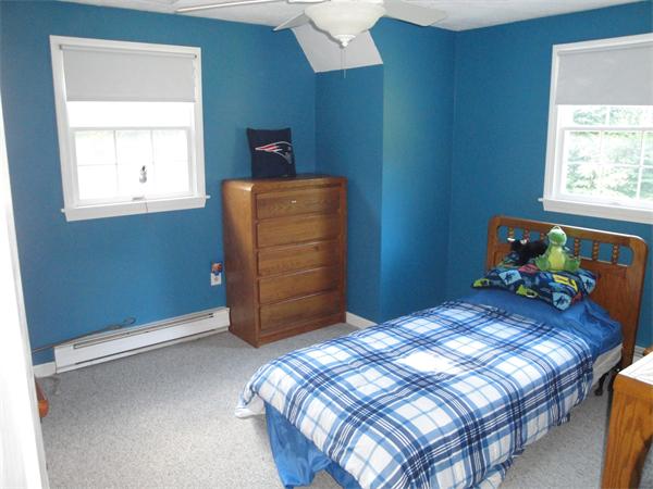 82 Campground Road Sterling, MA 01564 - Photo 21 of 23 a bedroom with a bed and a window