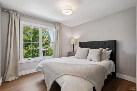 $1,295,000 | 22 Hyannis Cove, San Rafael, CA 94901