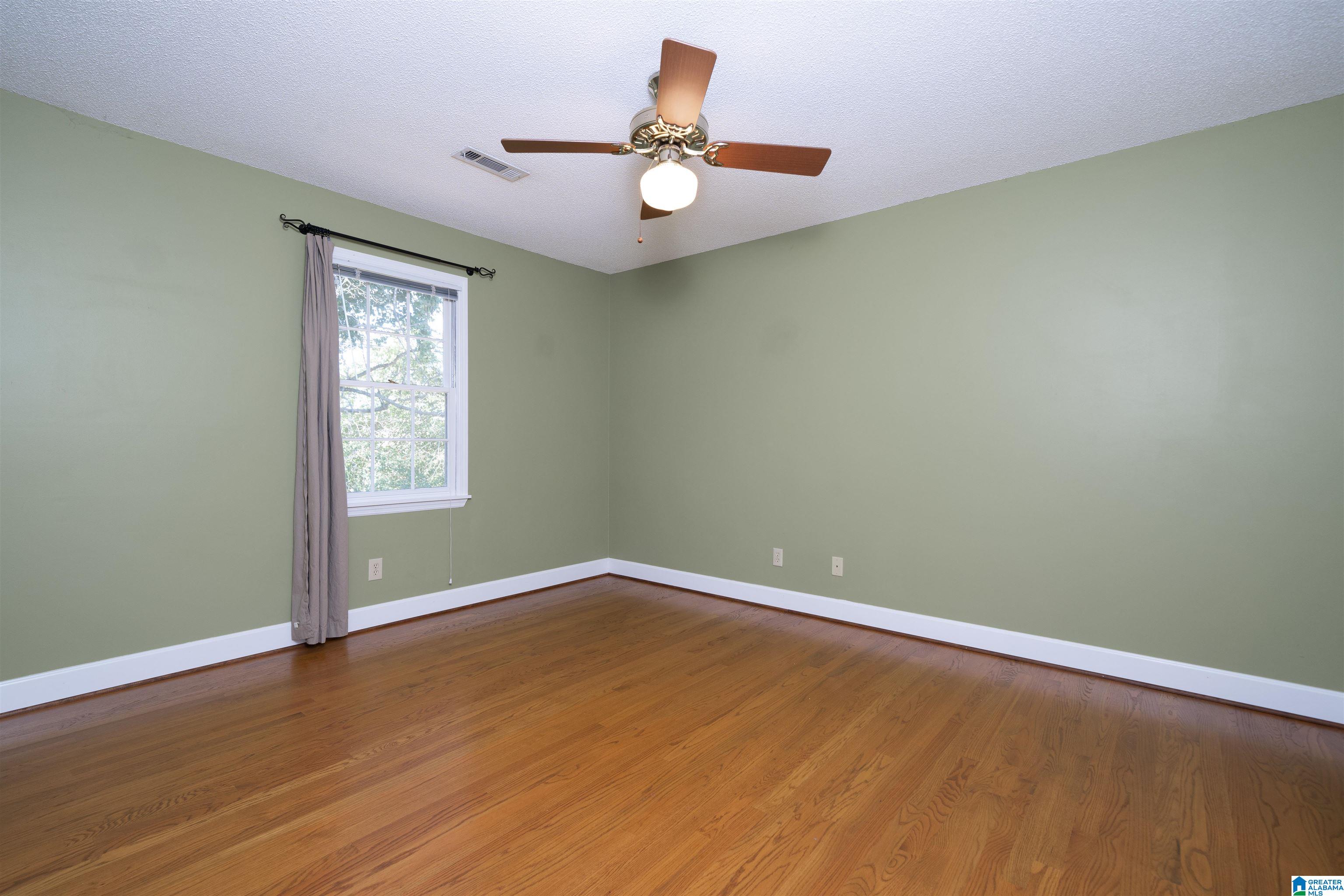 888 Mountain Ridge Drive Birmingham, AL 35209 - Photo 23 of 40