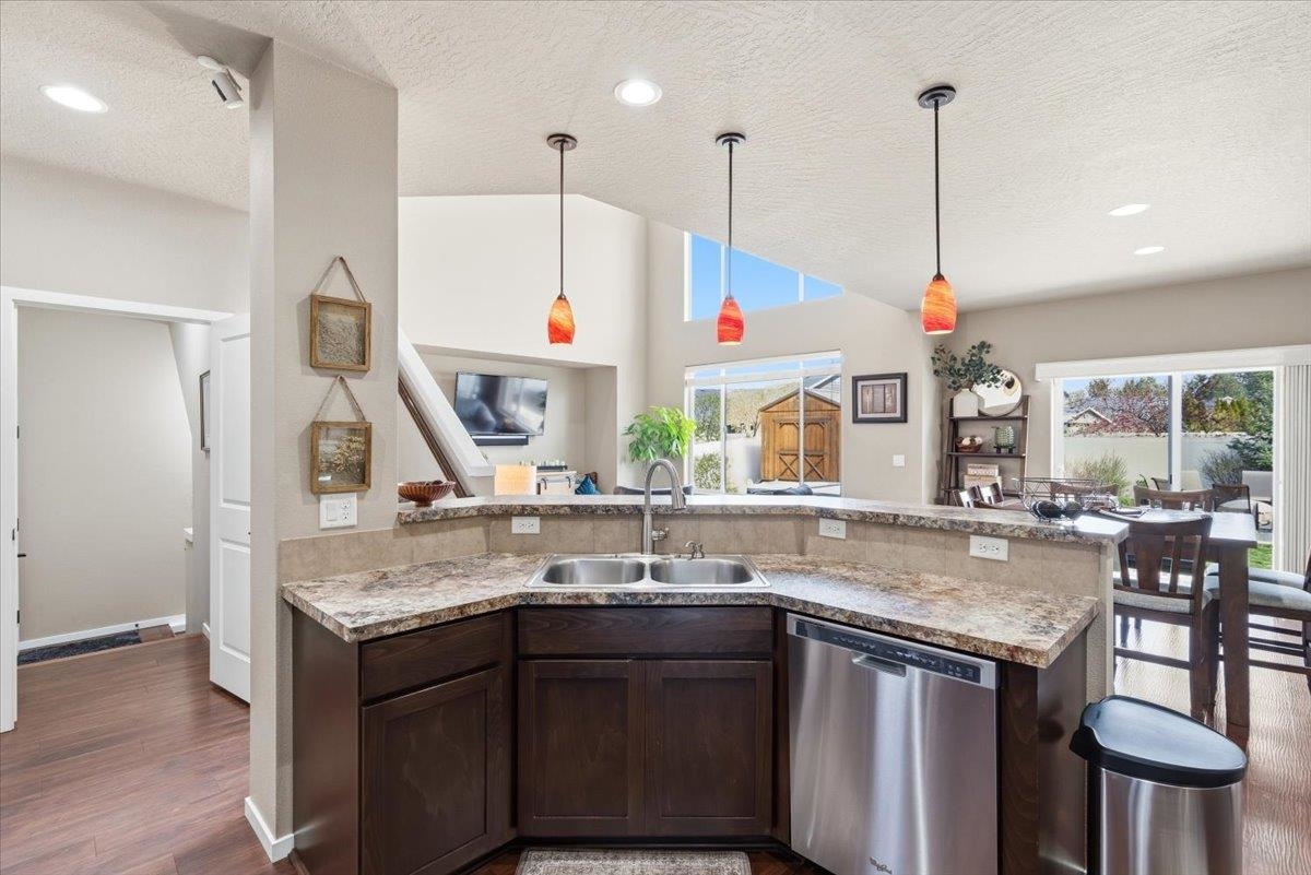 6986 Cornwall Street Coeur D'Alene, ID 83815 - Photo 13 of 43