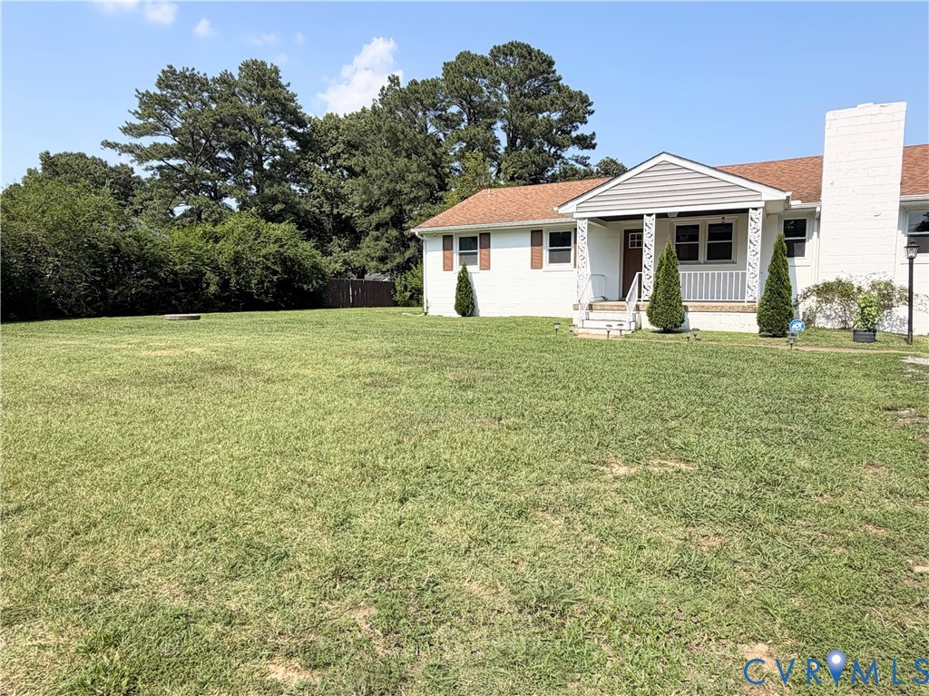 7547 Media Park Road Henrico, VA 23231 - Photo 20 of 21 White exterior residence featuring a front porch w
