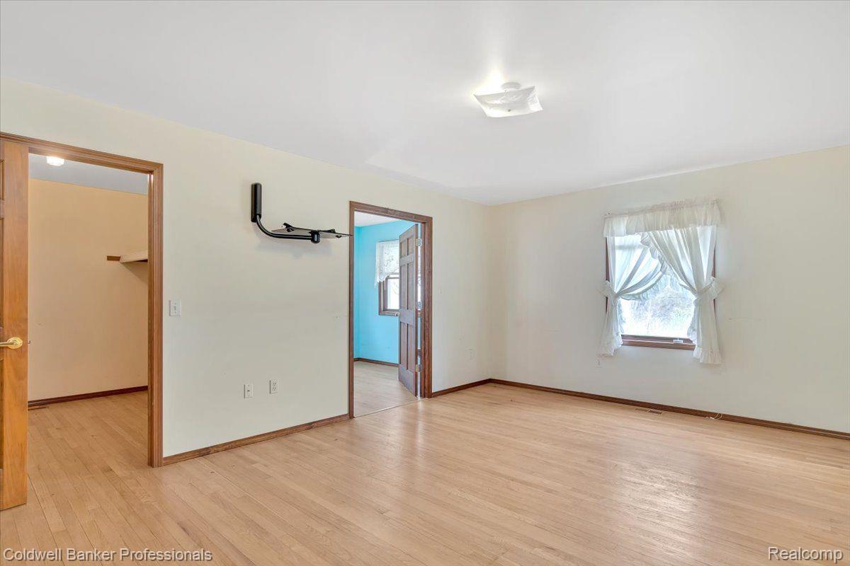 2133 North Branch Road North Branch, MI 48461 - Photo 22 of 33 Gallery Image 22