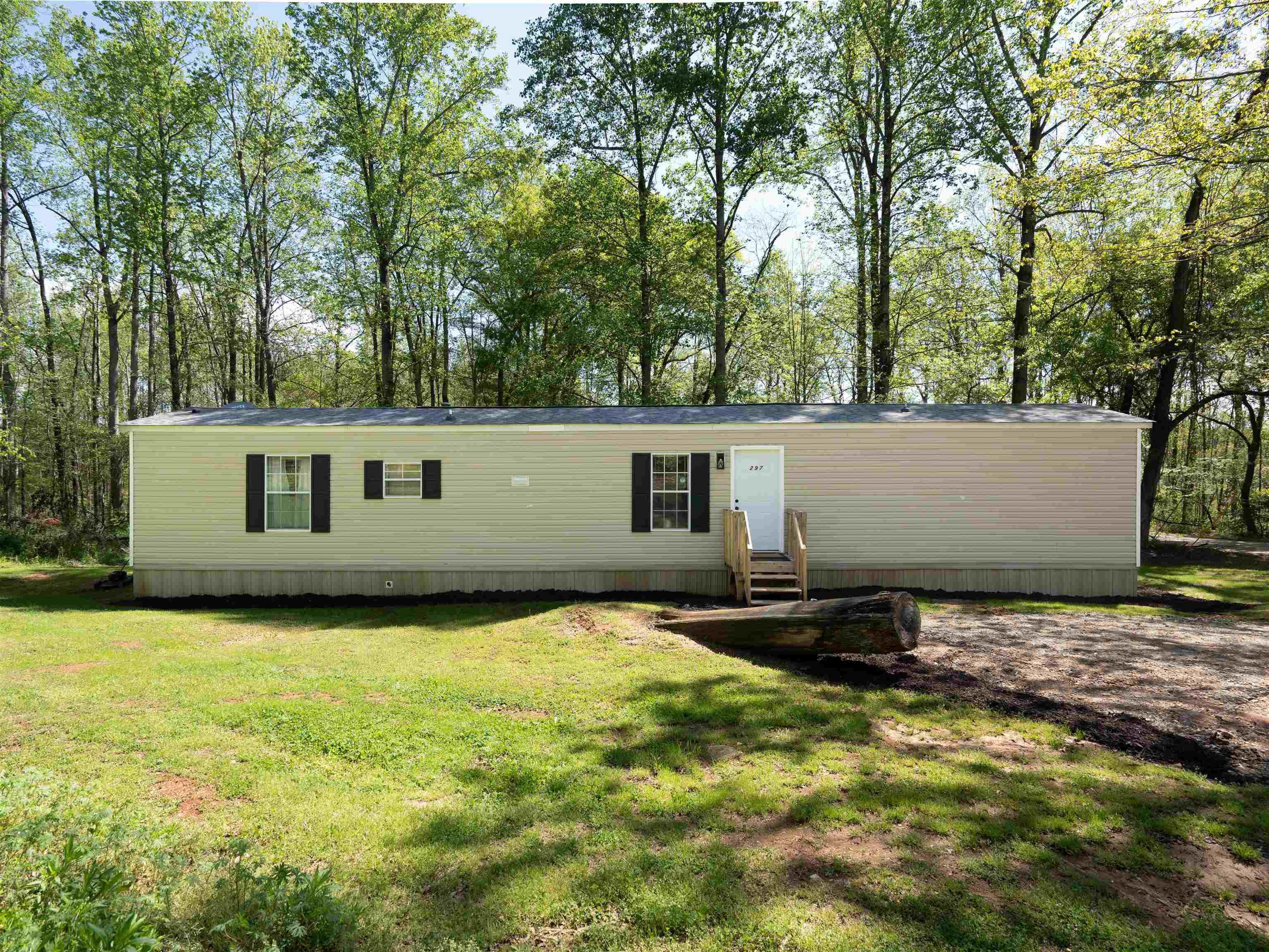 297 Falling Creek Road Spartanburg, SC 29301 - Photo 1 of 38 Gallery Image 1