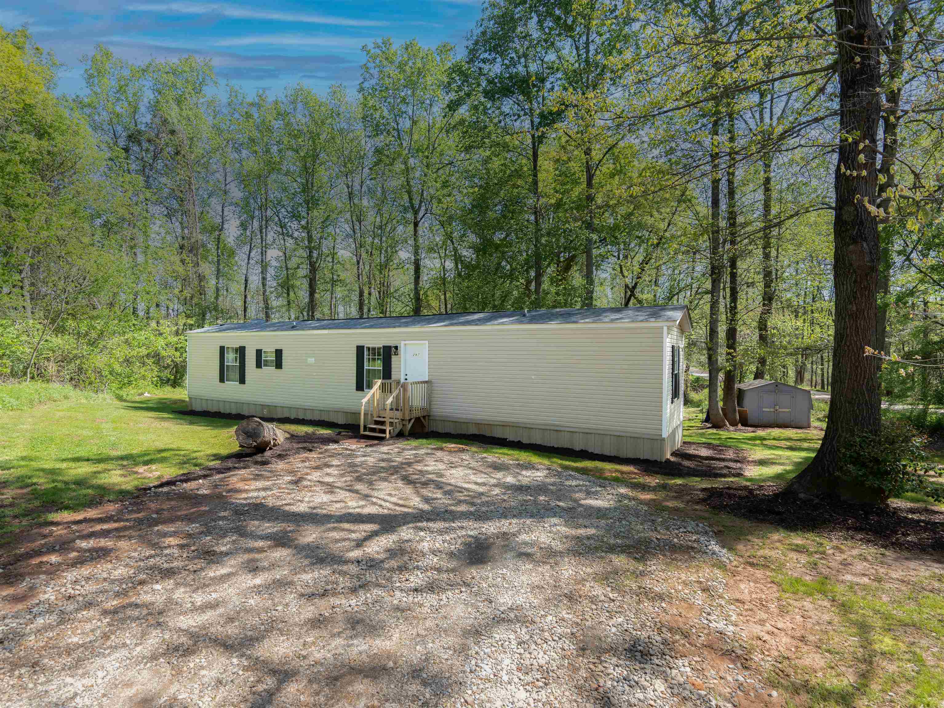 297 Falling Creek Road Spartanburg, SC 29301 - Photo 5 of 38 Gallery Image 5