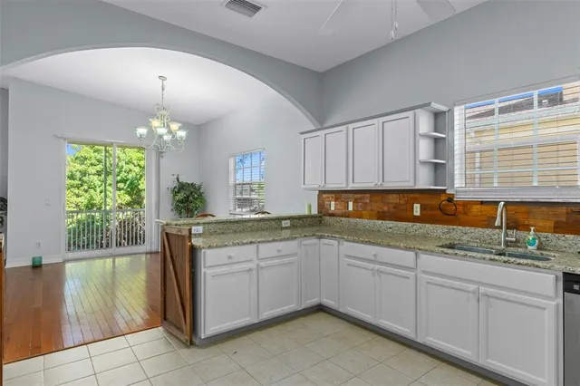 $2,950 | 8229 Gulf Way, Hudson, FL 34667