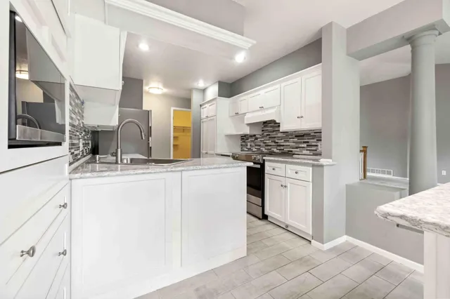 $485,000 | 6563 Parkview Circle South, Baxter, MN 56425