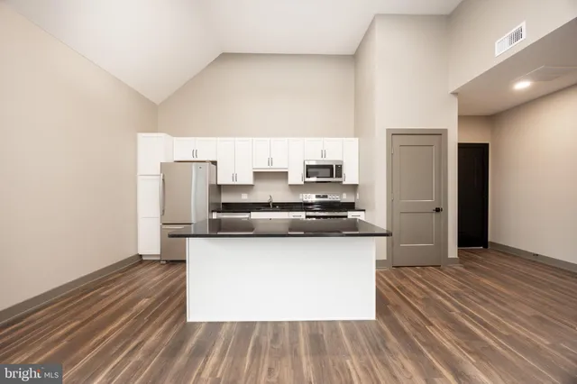 $1,700 | 122 Penn Avenue, Telford, PA 18969