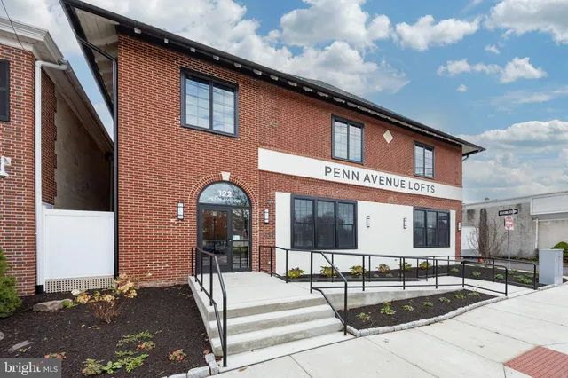 $1,700 | 122 Penn Avenue, Telford, PA 18969