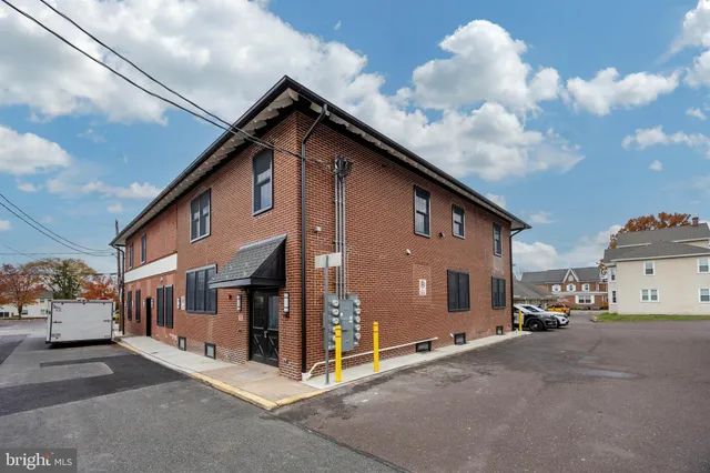 $1,700 | 122 Penn Avenue, Telford, PA 18969