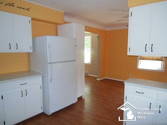 1719 Smith Road Temperance, MI 48182 - Photo 12 of 18 Gallery Image 12