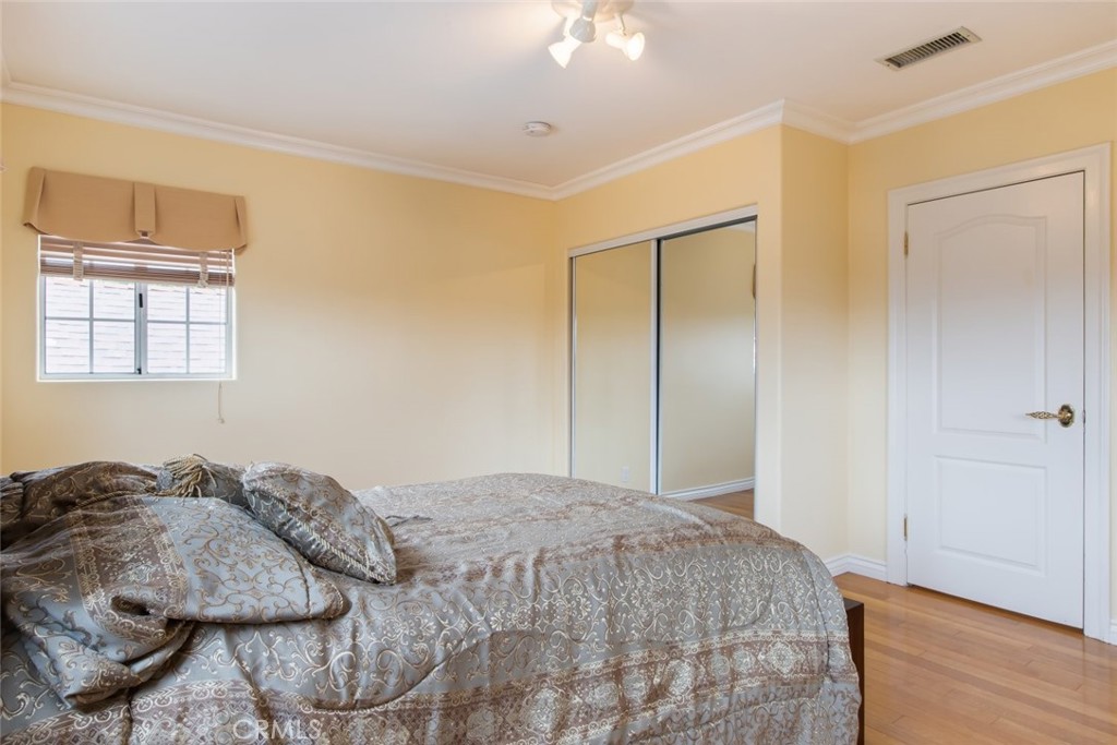 314 West Kenneth Road Glendale, CA 91202 - Photo 35 of 55 Gallery Image 35