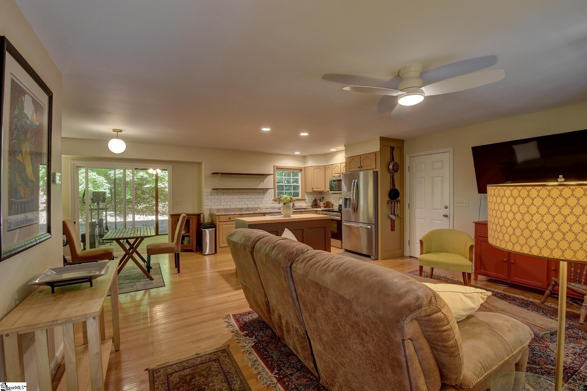 2011 Ridgeview Lane Seneca, SC 29678 - Photo 13 of 41