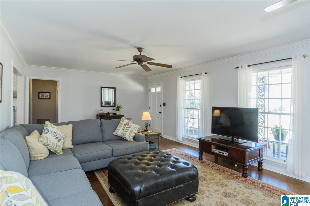 2105 Ridgeview Drive Birmingham, AL 35216 - Photo 4 of 34