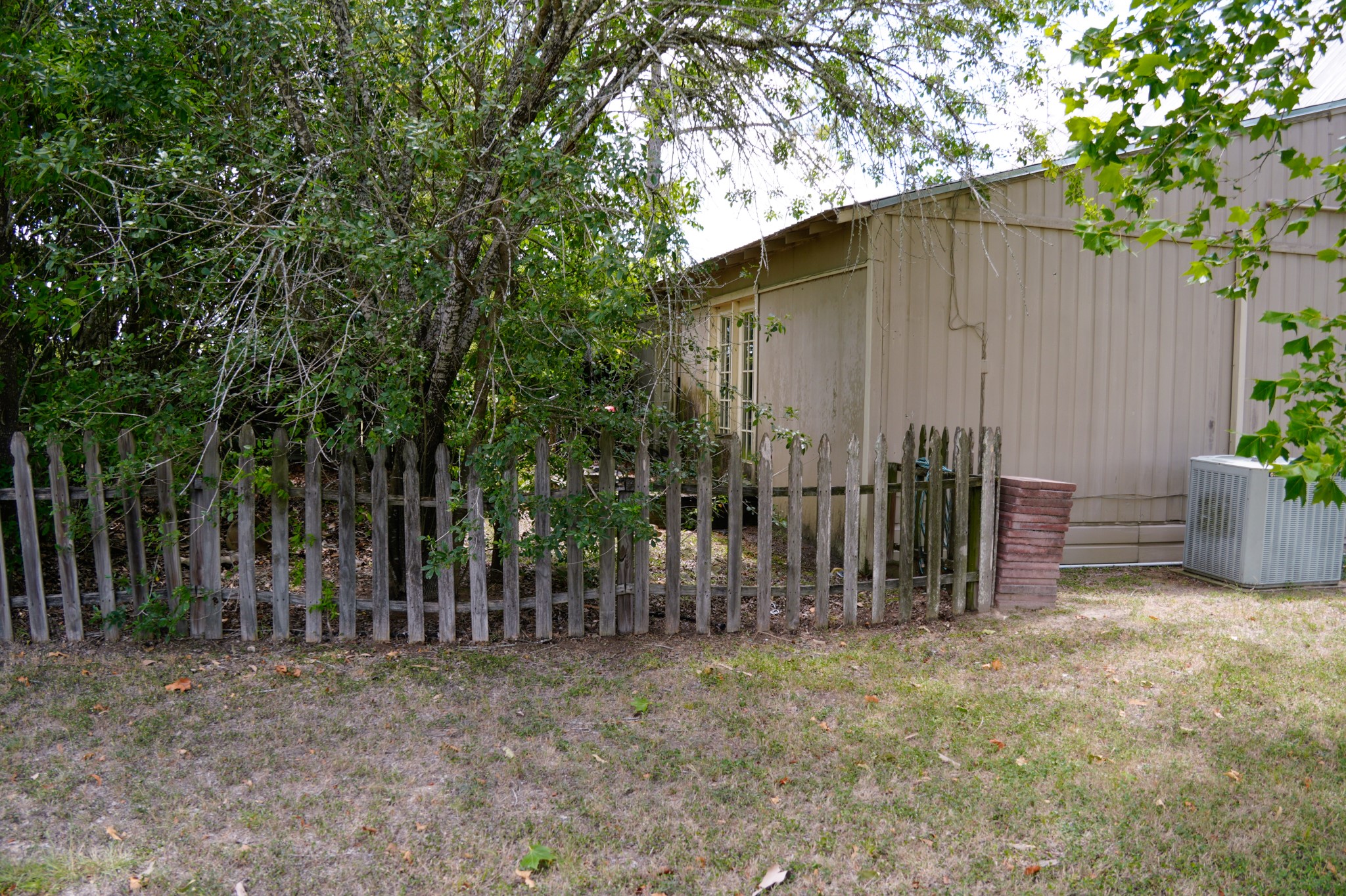 1400 Fm 609 Road Muldoon, TX 78949 - Photo 20 of 24 View of yard