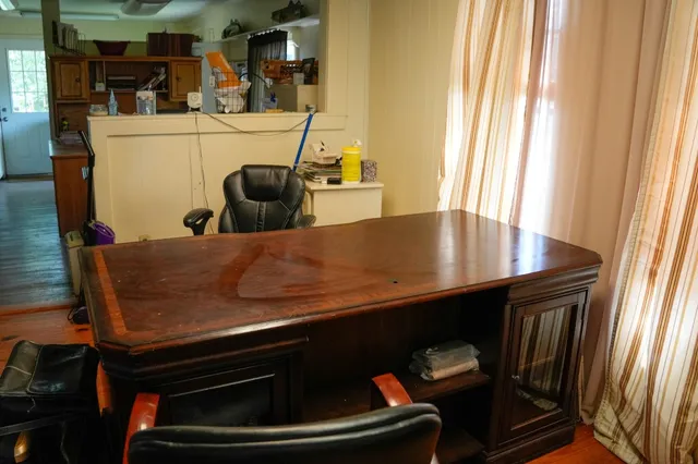 $275,000 | 1400 Fm 609 Road, Muldoon, TX 78949