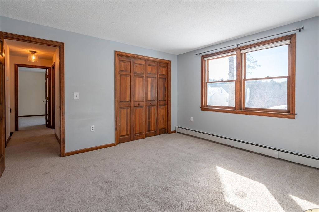 20 Debbie Drive Pelham, NH 03076 - Photo 21 of 42