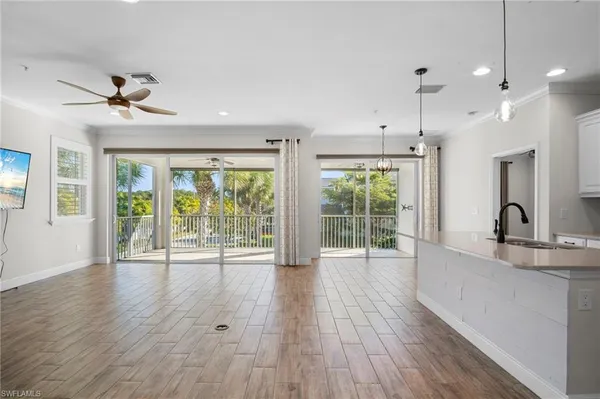 $3,000 | 6934 Avalon Circle, Unit 405, Naples, FL 34112