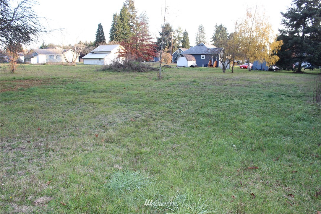 2811 A Russell Road Centralia, WA 98531 - Photo 6 of 12 Gallery Image 6