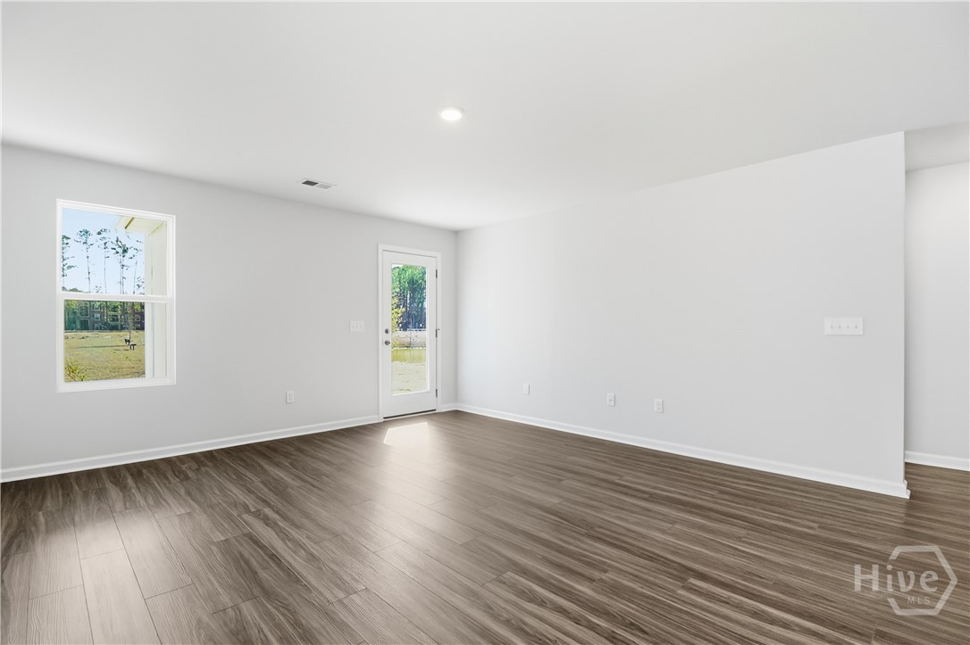 440 Waters Edge Way Hardeeville, SC 29927 - Photo 7 of 29