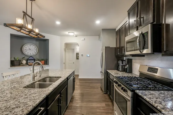 $1,785 | 12915 Whisper Crossing, San Antonio, TX 78252