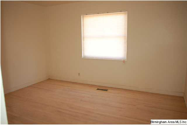 241 22nd Avenue Northwest Birmingham, AL 35215 - Photo 18 of 21