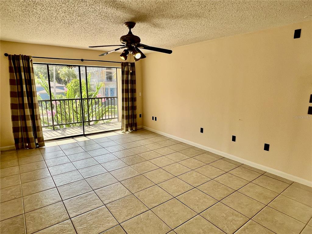 631 North Orange Avenue, Unit 201 Sarasota, FL 34236 - Photo 3 of 14 a view of empty room
