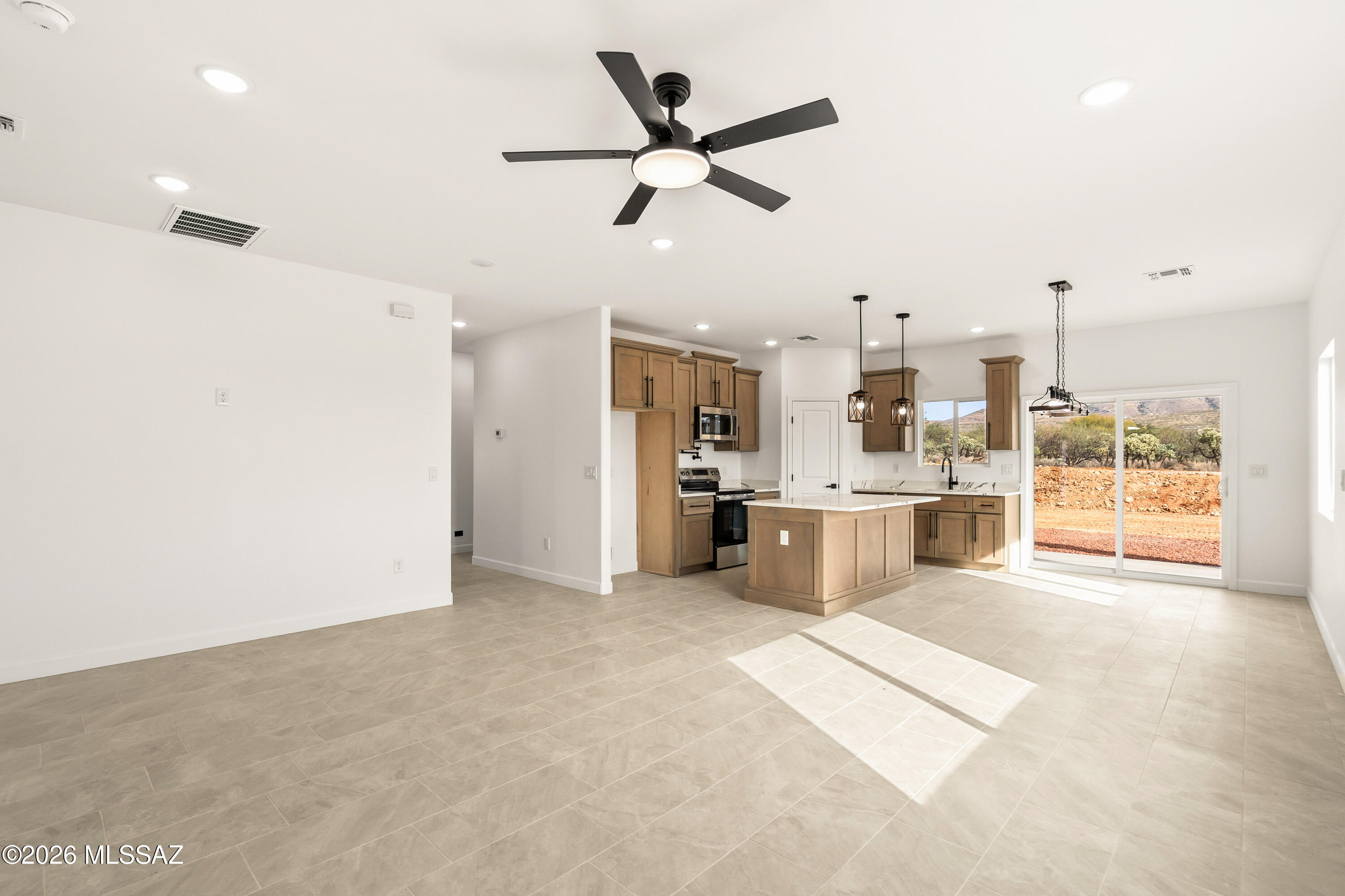 1731 Faro Court Rio Rico, AZ 85648 - Photo 10 of 34 Gallery Image 10