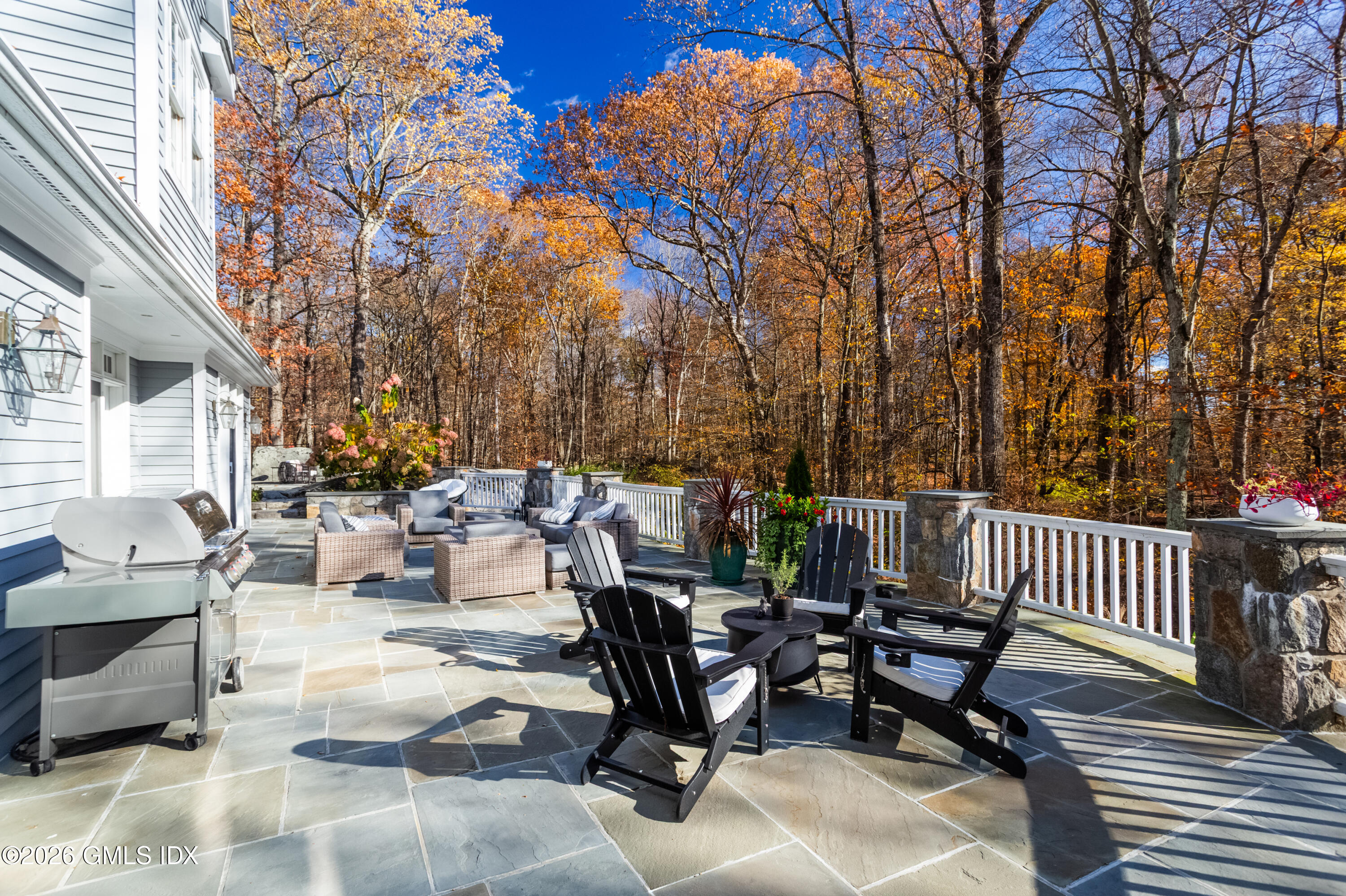 125 Barn Hill Road Greenwich, CT 06831 - Photo 33 of 40 BarnHill_068