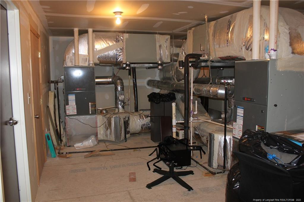 3709 Raeford Road Fayetteville, NC 28304 - Photo 34 of 44 a view of a room with gym equipment