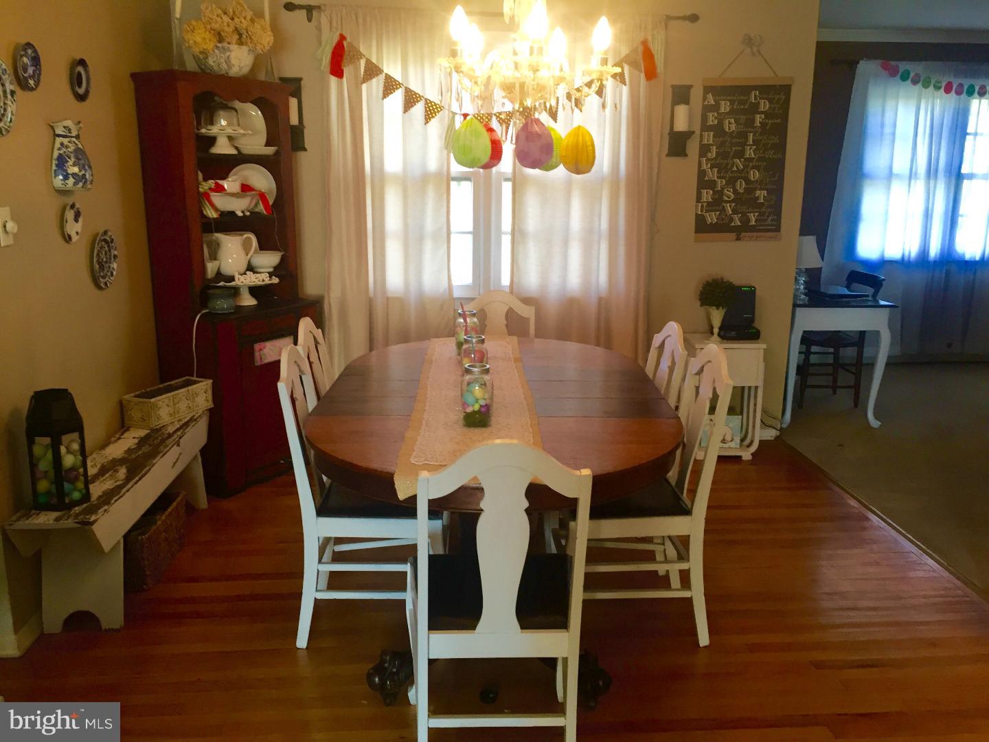 21 Compton Way Hamilton Square, NJ 08690 - Photo 3 of 7 Gallery Image 3