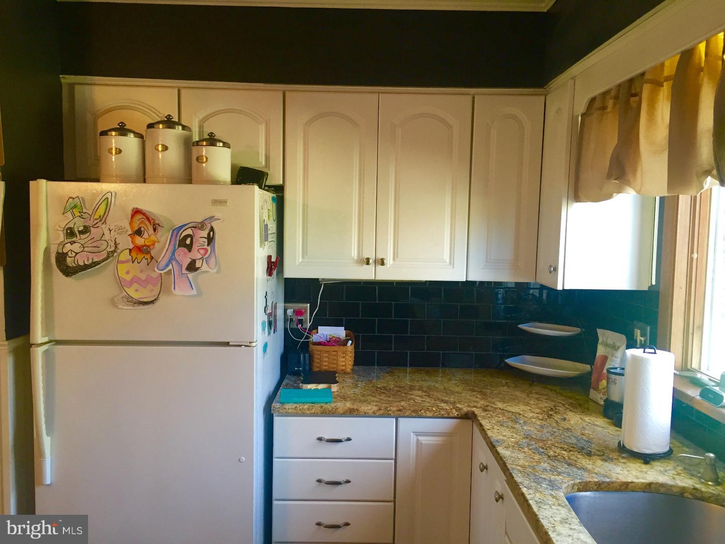 21 Compton Way Hamilton Square, NJ 08690 - Photo 7 of 7 Gallery Image 7