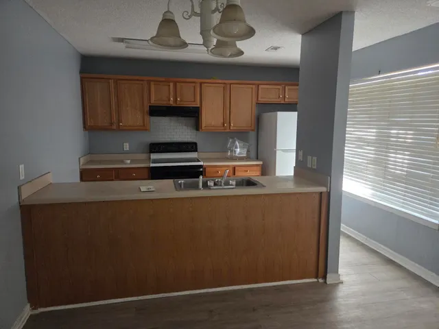 $109,900 | 2301 West Michigan Avenue, Unit 18, Pensacola, FL 32526