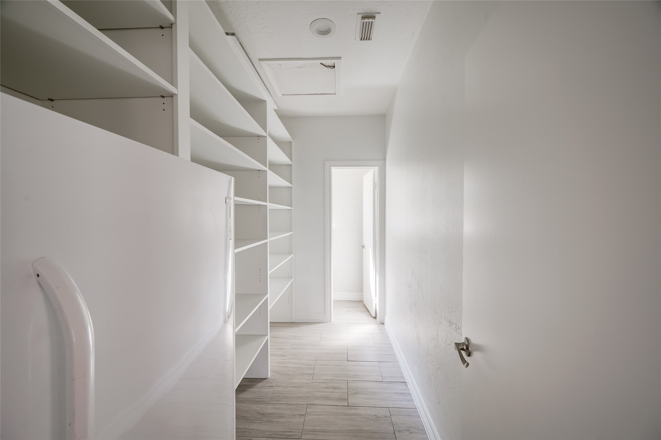 5527 Fragrant Cloud Court Houston, TX 77041 - Photo 13 of 38 a view of entryway with stairs
