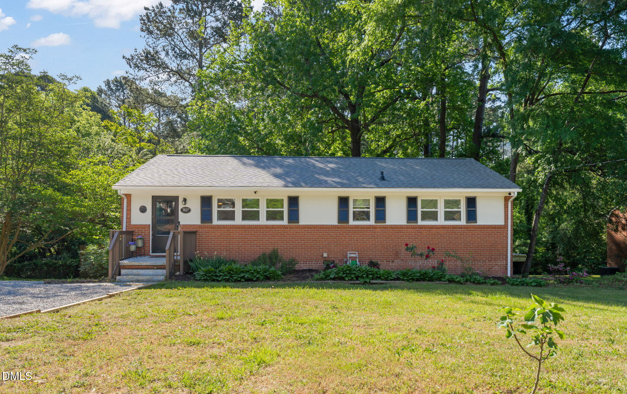 3827 Corwin