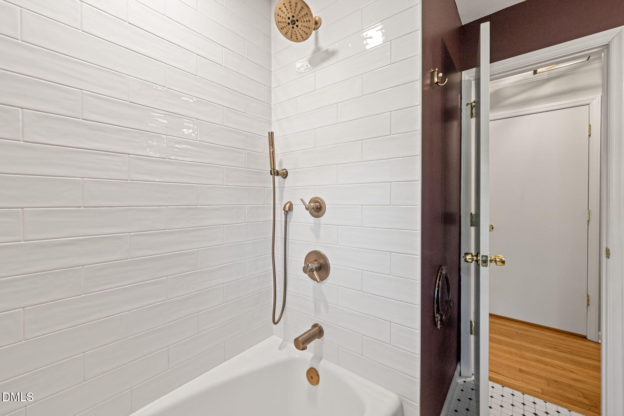 3827 Corwin Road Garner, NC 27529 - Photo 18 of 47 Hall Bath