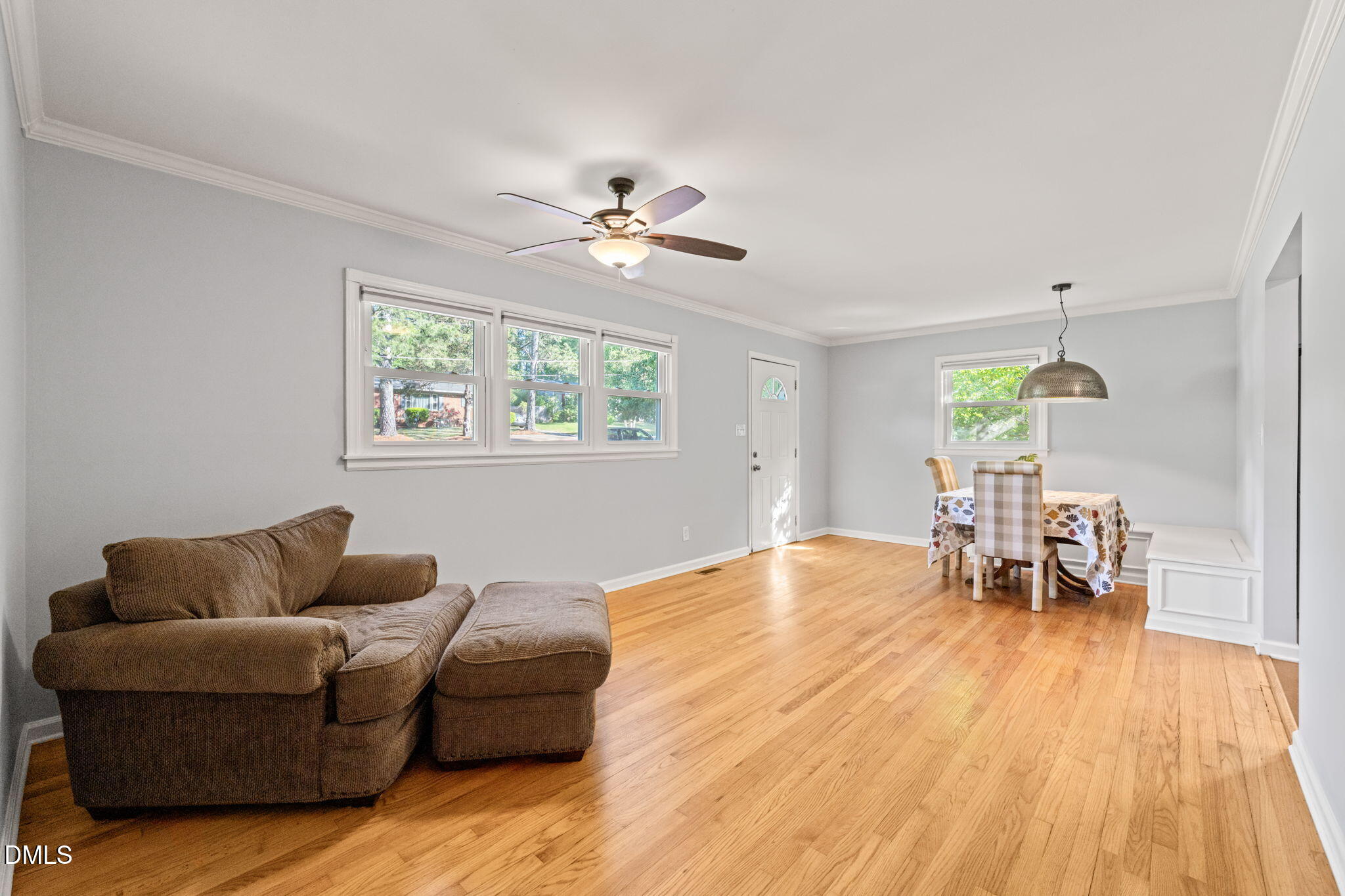 3827 Corwin Road Garner, NC 27529 - Photo 2 of 47 Living room (2)